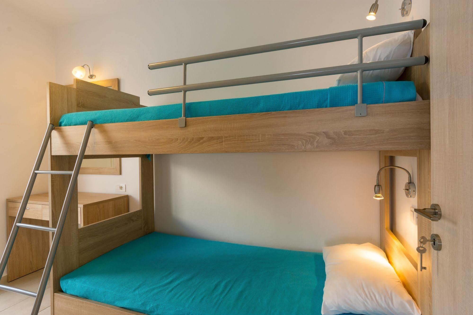 Socrates Apartmens & Restaurant มิลาโตส ภายนอก รูปภาพ