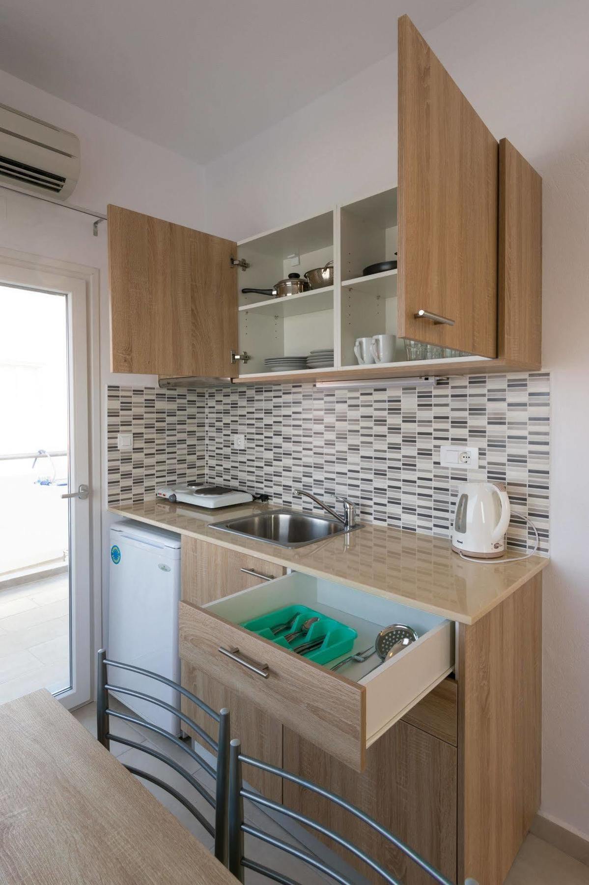 Socrates Apartmens & Restaurant มิลาโตส ภายนอก รูปภาพ