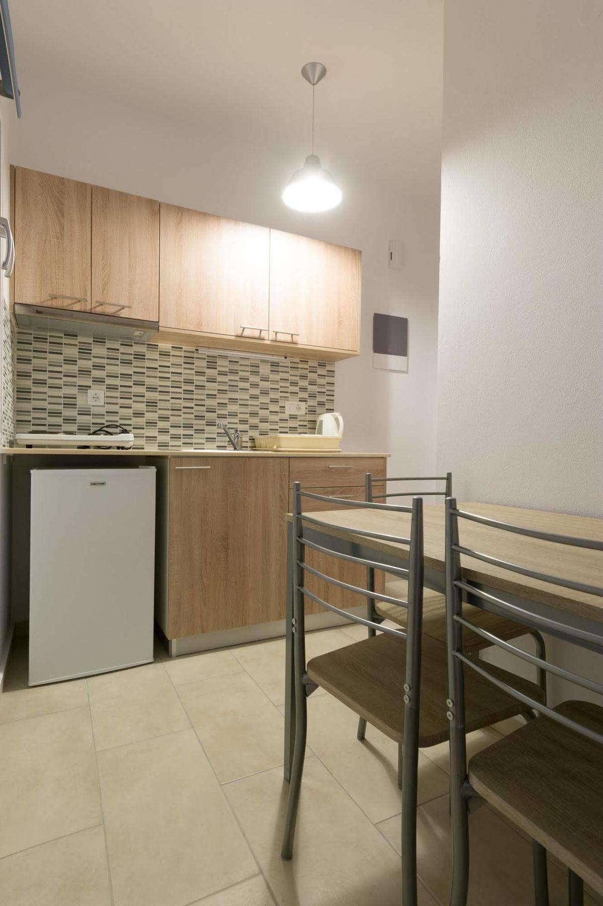 Socrates Apartmens & Restaurant มิลาโตส ภายนอก รูปภาพ